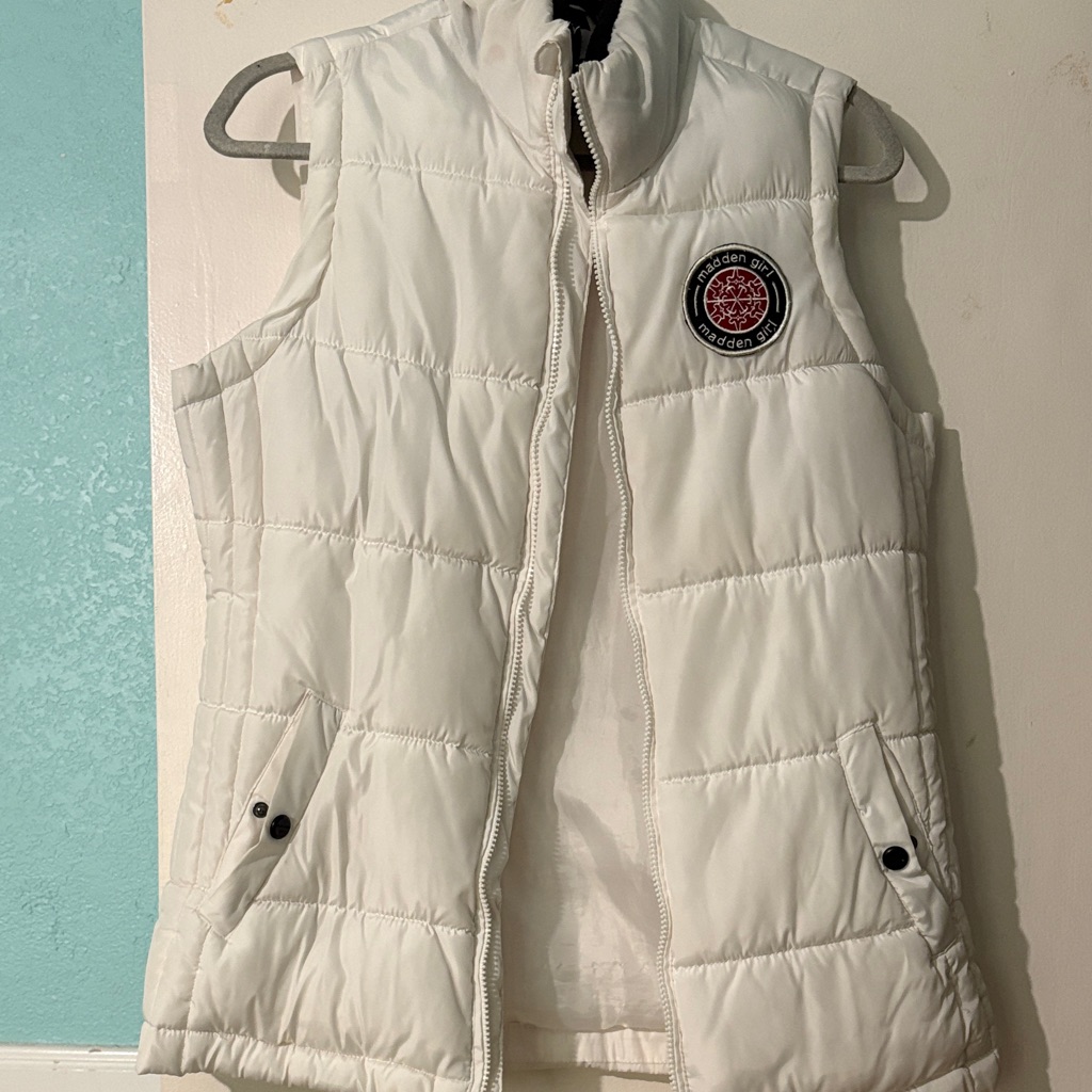White Puffer Vest